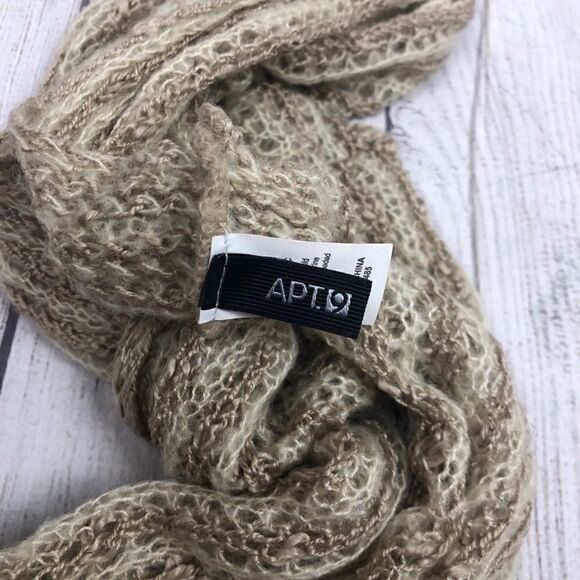 apt9, infinity scarf & 2 Charlotte Russe beanies - Picture 3 of 5